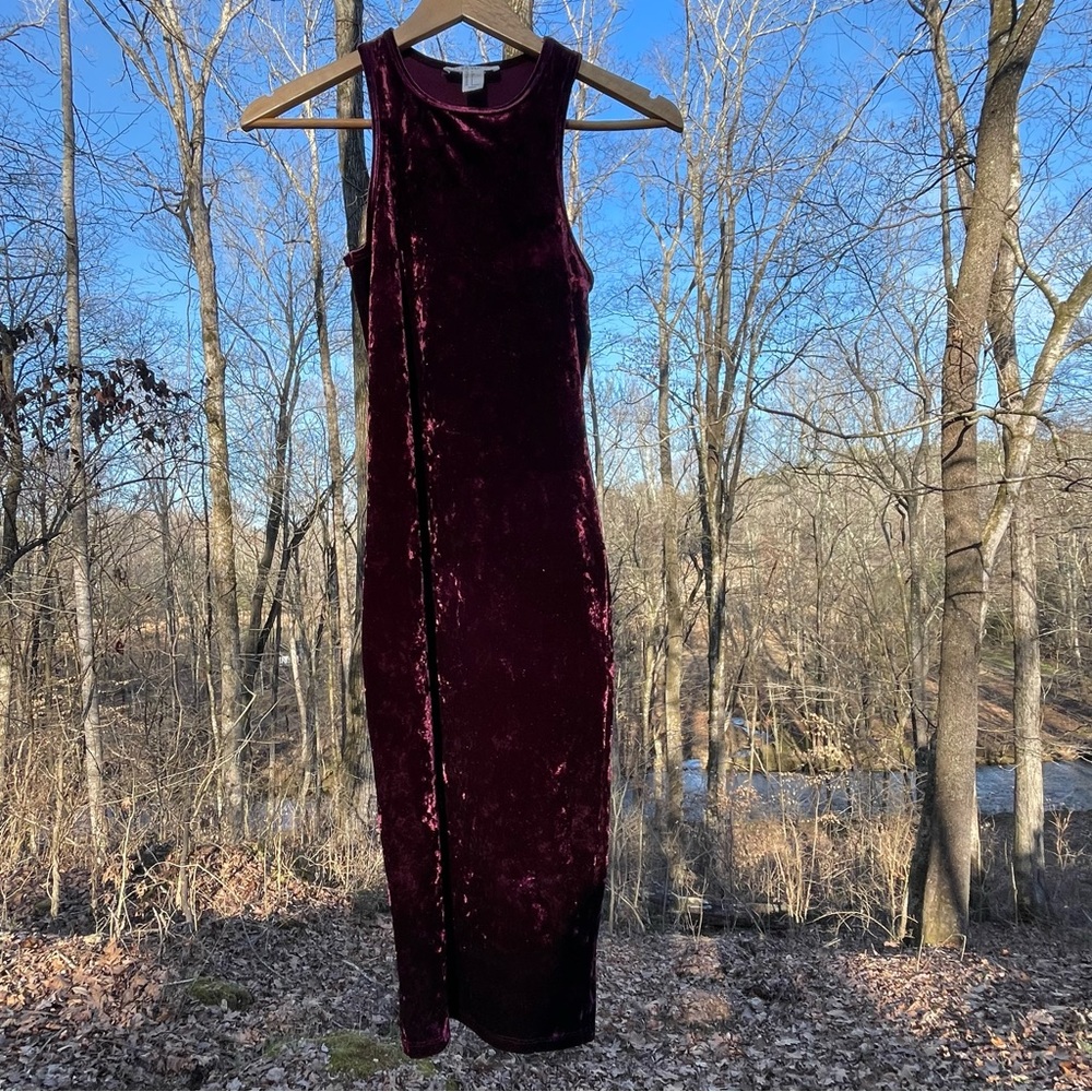 Forever 21 Velvet Maroon Sleeveless Knee Length Party Dress Size Small